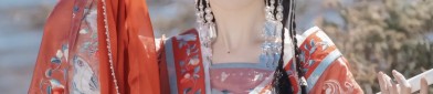 Modernizing the Cheongsam:A Winter Fashion Statement for Young Girls