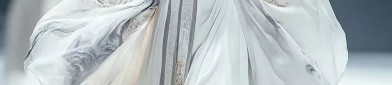 The Rise of Hanfu Fashion:Embracing Traditional Elegance in a 13-Year-Old Girls Heart