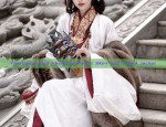 The Elegance of a Hooded Cape with a Horseface Skirt
