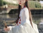 Embracing the Elegance of Cheongsam-Style Long Gowns:A Guide to a Stylish and Flattering Fit