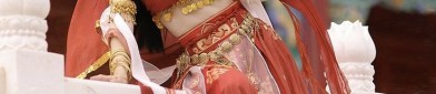 The Splendor of Tang-Style Hanfu Hair Combs in Ancient China