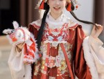 Winter Splendor:The Enchanting Red Cheongsam