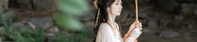 The Students Journey into the World of Hanfu:The Song Dynasty Style