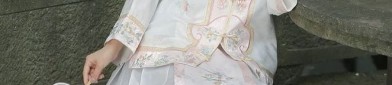 The Elegance of a Cheongsam Jacket for Women