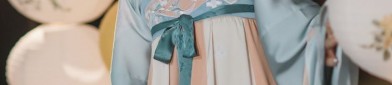 Plus Size Womens Skirt with Horseface Panel:A Fashionable Staple for Every Wardrobe