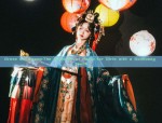 The Splendor of Hanfu Accessories:A Closer Look at Hand-held Trinkets