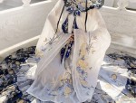 The Golden Tapestry of Horseface Skirt:A Dedicated Fabricry