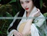 The Elegance of Cheongsam:Exploring Ma Yilis Style Inspiration