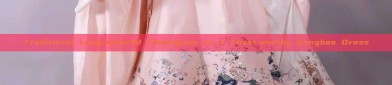 Traditional Long-sleeved Cheongsam as a Toast-worthy Gongbao Dress
