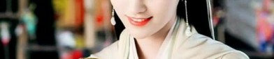Summer in a Silk-Velvet Cheongsam:A Fashionable Journey