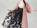 Gorgeous Cheongsam Elegance at High-End Performances:A Closer Look
