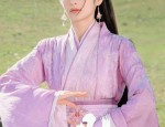 Modernizing the Classic White Cheongsam:Embracing Traditional Elegance with Modern Innovations