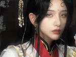 Reinventing Hanfu:Incorporating Dunhuang Flying Apsaras Elements into Modern Fashion