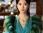 Traditional Cheongsam Styling:The Art of Embroidery and 盘扣