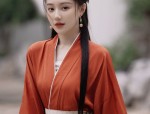 A Summer Tale of a 8-Year-Old Girl in Traditional Tang-Style Chinese Hanfu