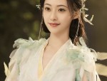 Reinventing the Cheongsam:A New Flare-legged Dress with a Belly-Covering Charm
