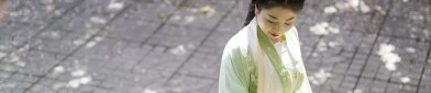 Reimagining Traditional Tangzhuang:Modernizing Chinese Heritage Clothing