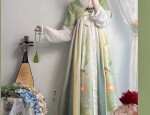 Ancient-Style Hanfu Girls Autumn-Winter Dress:The Charm of Traditional Elegance