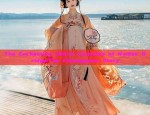 Bunny-Inspired Hanfu Headdress:A Journey into Traditional Chinese Beauty