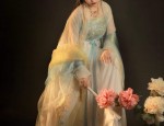 Red Wedding Shoes and Cheongsam:A Classic Combination