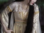 The Splendor of Hanfu Fashion:Han Yun阁s Hibiscus-Inspired Design