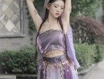 Rabbit-Inspired Fashion:The Blend of Hanfu with Rabbit-Themed Apparel