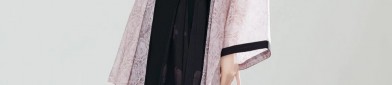 Dream of the Martial World:The Union of Traditional Hanfu Fashion and Modern Dreams