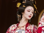 The Splendor of Zhejiangs Horseface Skirt:A Cultural Journey