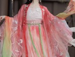 White Knitted Cardigan and Cheongsam:A Stylish Fusion of Traditional and Modern