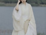 Elegant and Confident:How to Style Hanfu for Plus-Size Girls to Achieve a Slim Look
