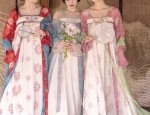 The Revival of Cheongsam:A 2023 Girls Guide to Traditional Elegance