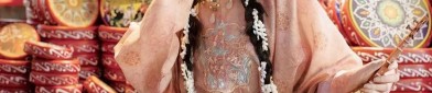 Black Cheongsam with Cape and Open Cardigan:A Blend of Elegance and Tradition