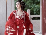 The Splendor of Hanfu at烟雨楼:A Cultural Journey Through Time