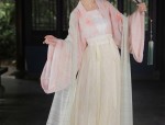 Autumn and Winter Fashion:The Charm of Song Dynasty Hanfu Three-Piece Set