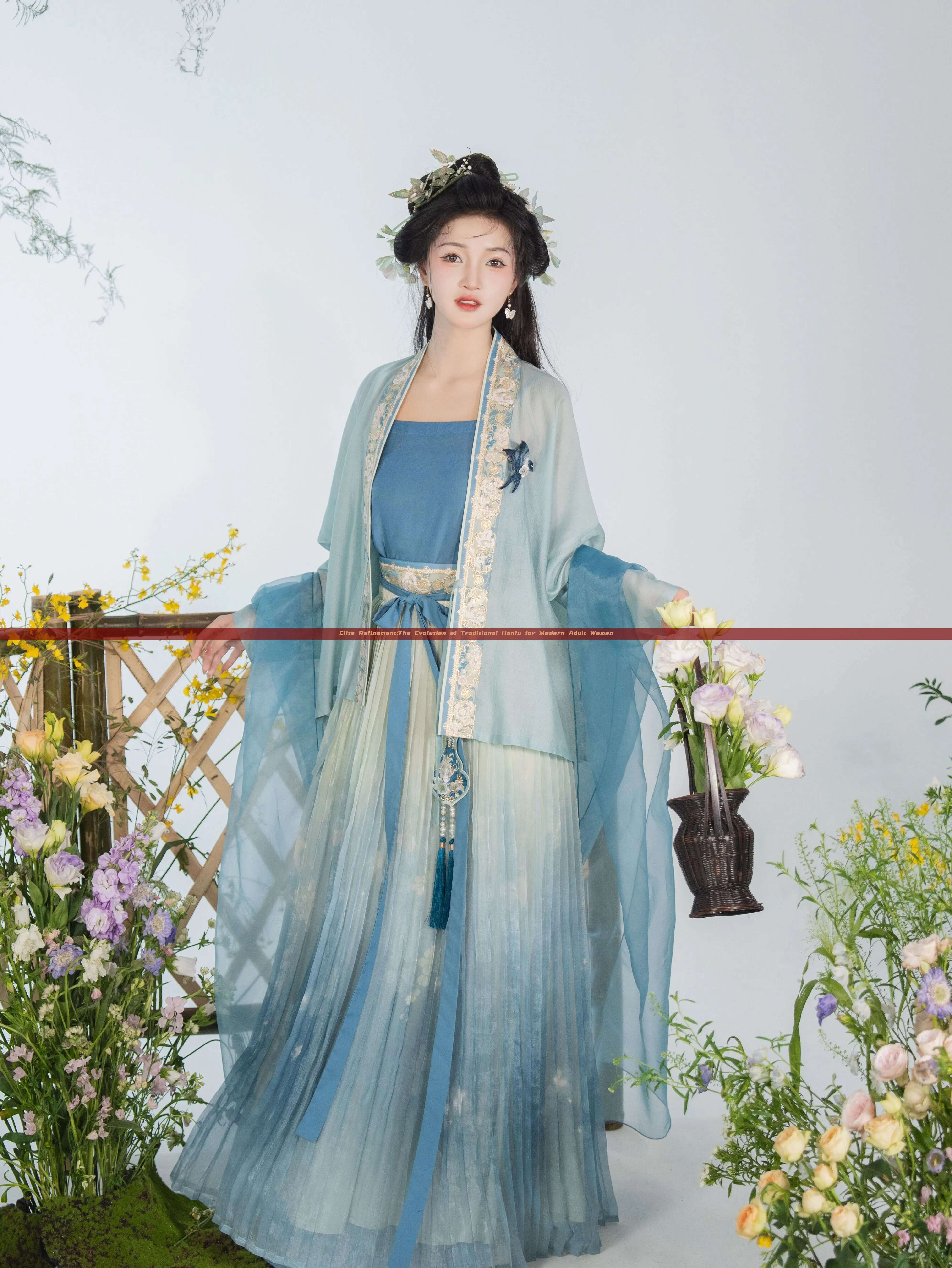 Elite Refinement:The Evolution of Traditional Hanfu for Modern Adult Women Elite Refinement:The Evolution of Traditional Hanfu for Modern Adult Women