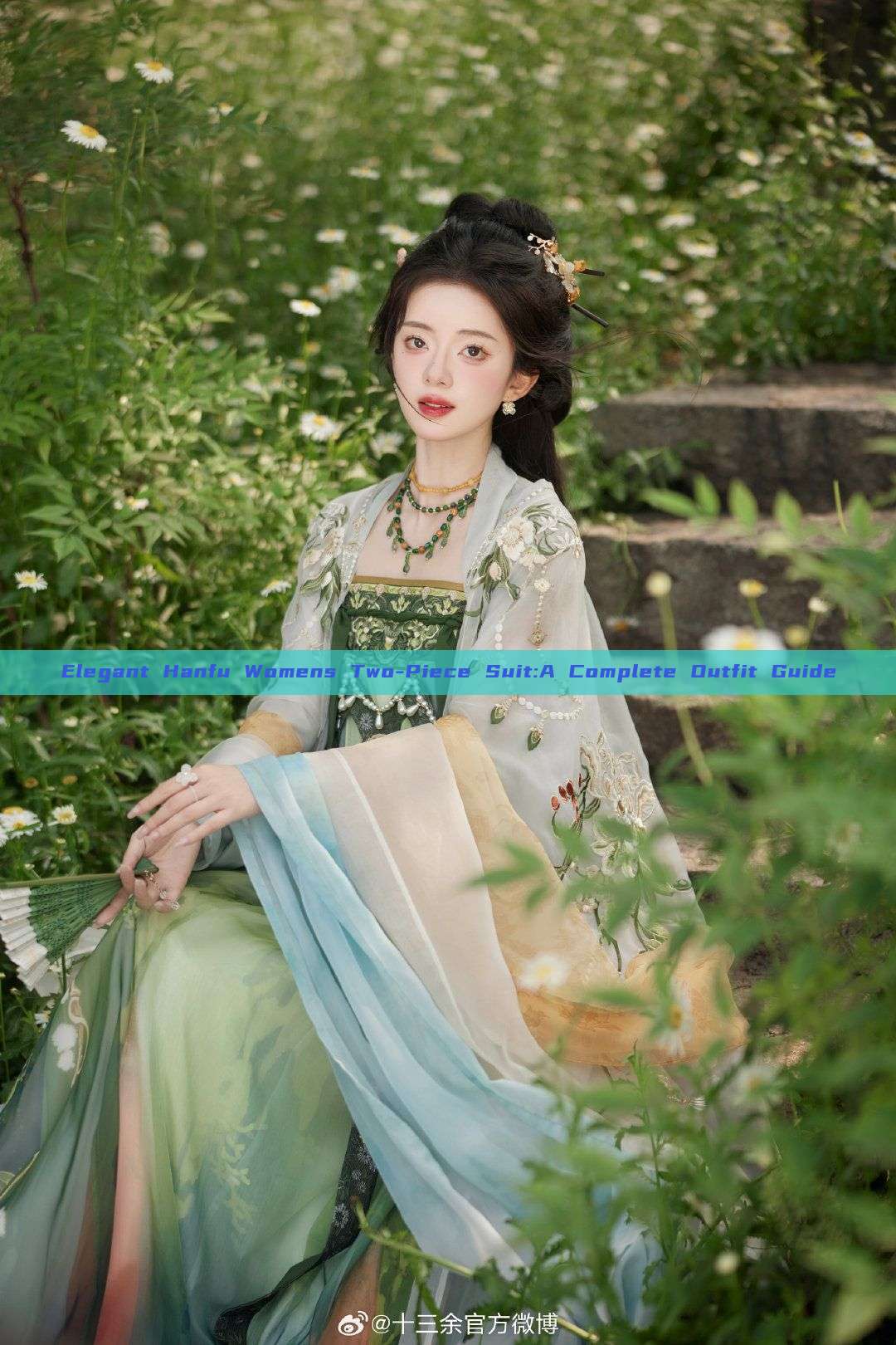 Elegant Hanfu Womens Two-Piece Suit:A Complete Outfit Guide Elegant Hanfu Womens Two-Piece Suit:A Complete Outfit Guide