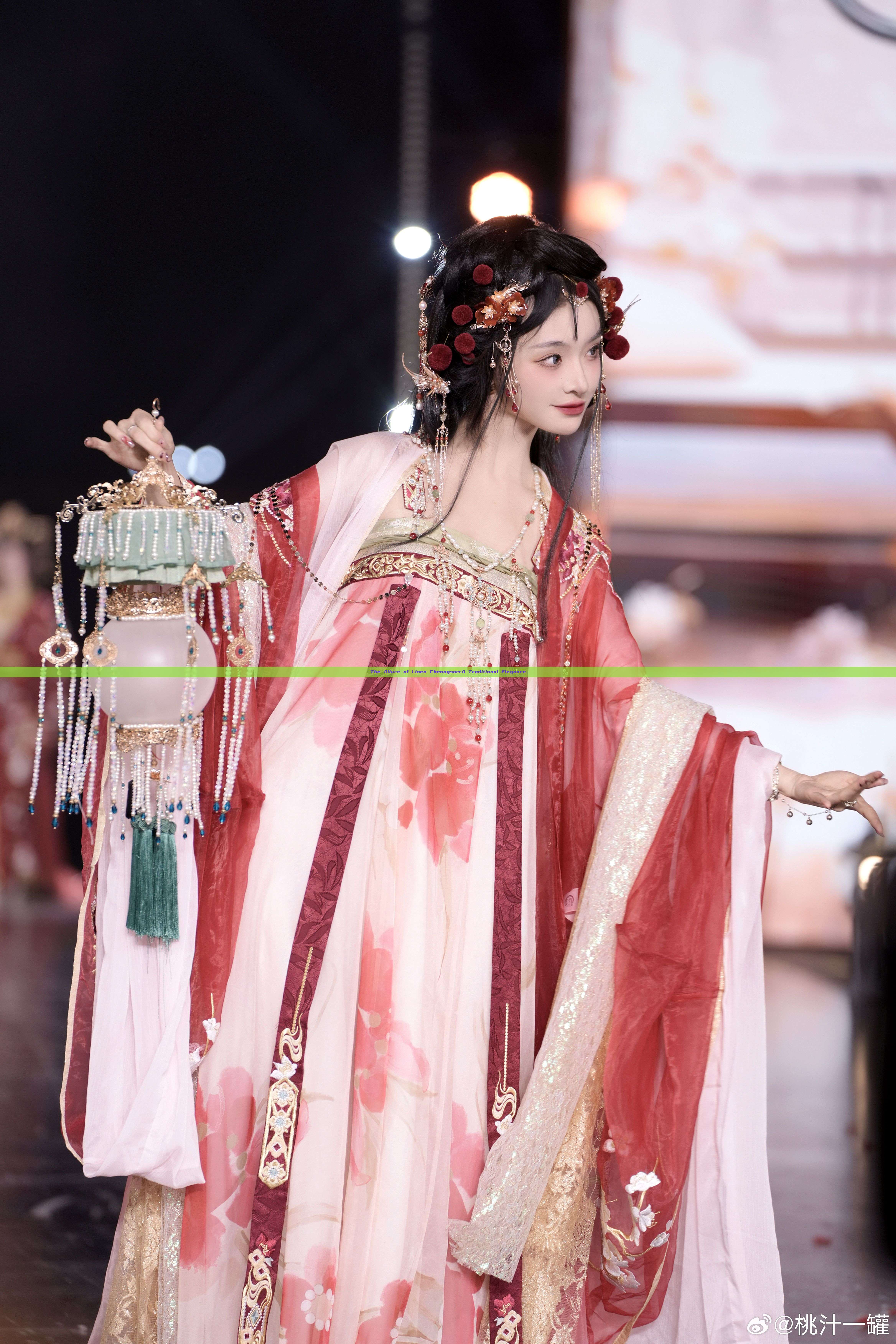 The Allure of Linen Cheongsam:A Traditional Elegance The Allure of Linen Cheongsam:A Traditional Elegance