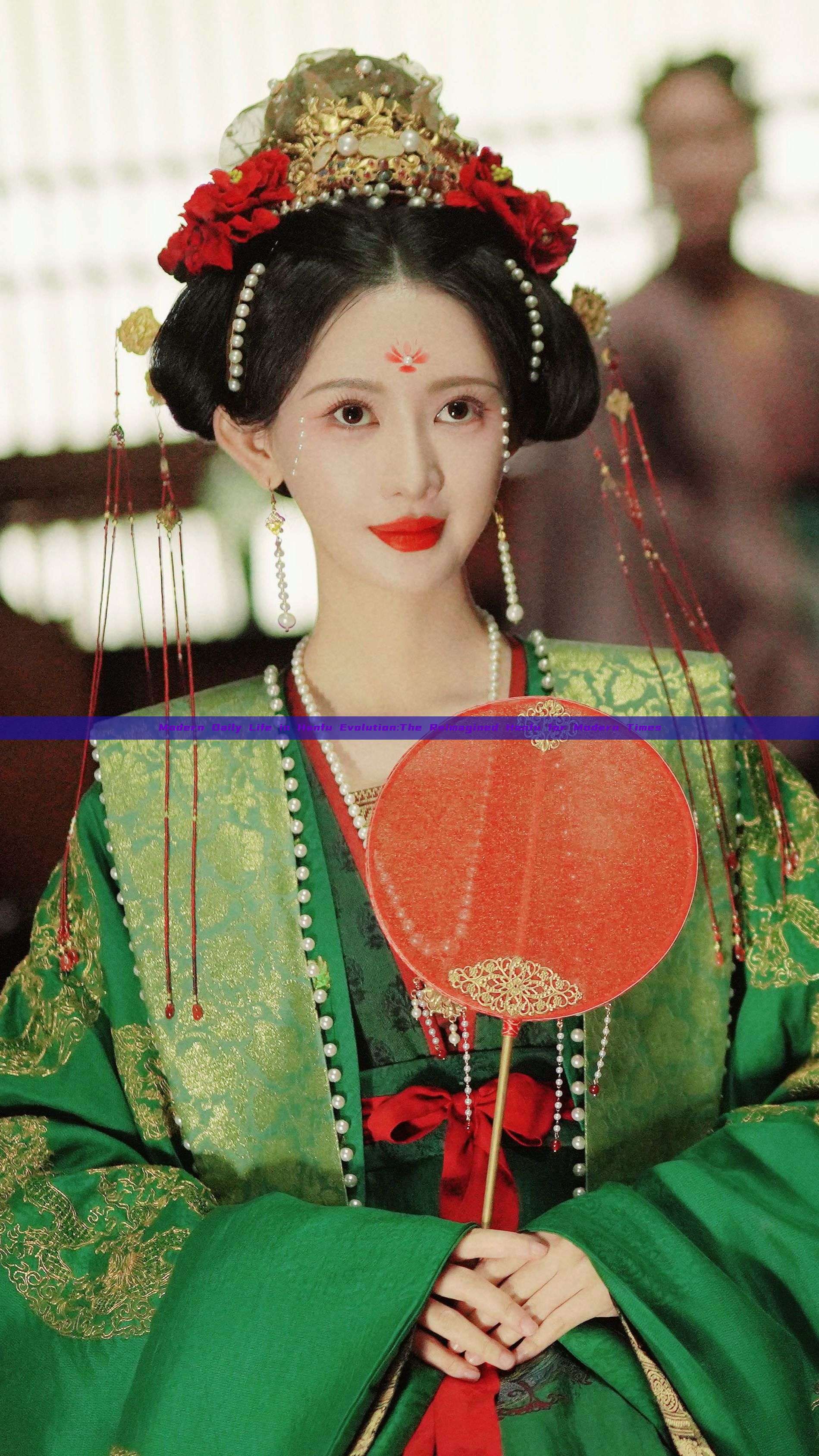 Modern Daily Life in Hanfu Evolution:The Reimagined Hanfu for Modern Times Modern Daily Life in Hanfu Evolution:The Reimagined Hanfu for Modern Times