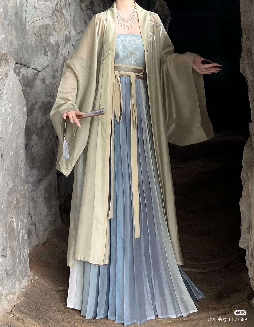 The Evolution of Hanfu Fashion:Embracing 9cm High-Heeled Shoes The Evolution of Hanfu Fashion:Embracing 9cm High-Heeled Shoes