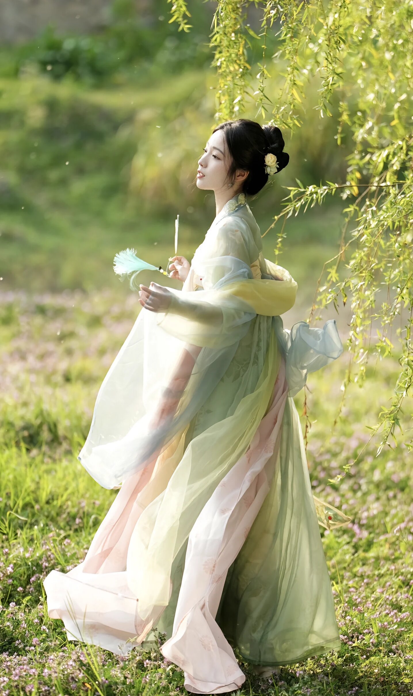 The Revival of Hanfu:High Schoolers Embracing Ancient Chinese Fashion The Revival of Hanfu:High Schoolers Embracing Ancient Chinese Fashion