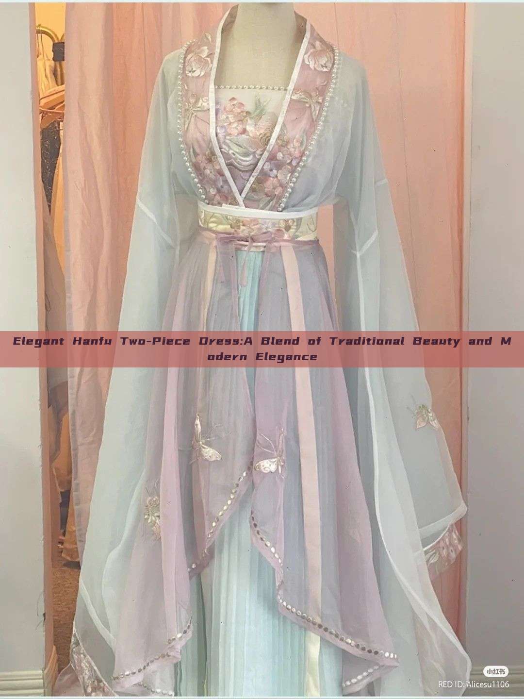 Elegant Hanfu Two-Piece Dress:A Blend of Traditional Beauty and Modern Elegance Elegant Hanfu Two-Piece Dress:A Blend of Traditional Beauty and Modern Elegance