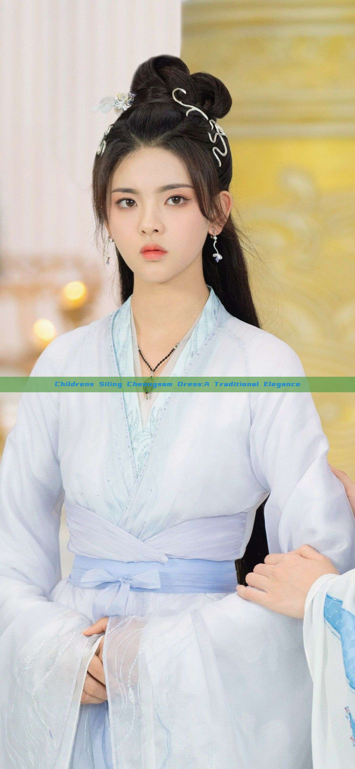 Childrens Siling Cheongsam Dress:A Traditional Elegance Childrens Siling Cheongsam Dress:A Traditional Elegance