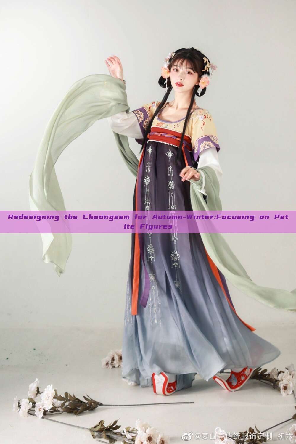 Redesigning the Cheongsam for Autumn-Winter:Focusing on Petite Figures Redesigning the Cheongsam for Autumn-Winter:Focusing on Petite Figures