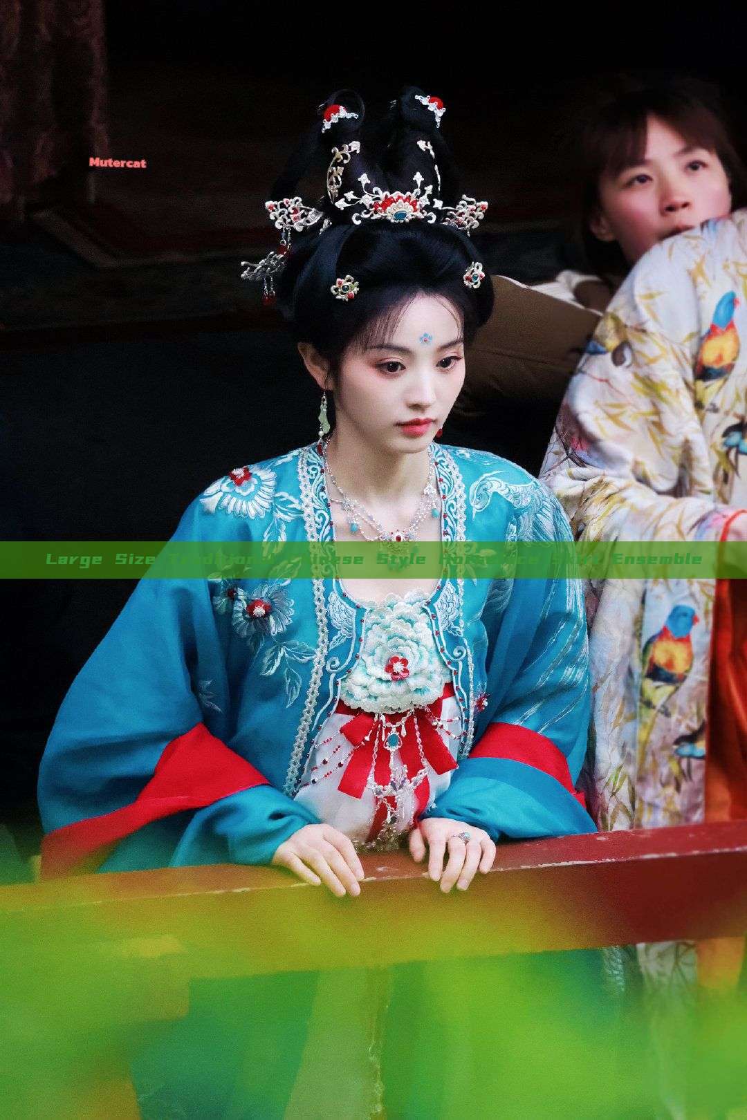 Large Size Traditional Chinese Style Horseface Skirt Ensemble Large Size Traditional Chinese Style Horseface Skirt Ensemble
