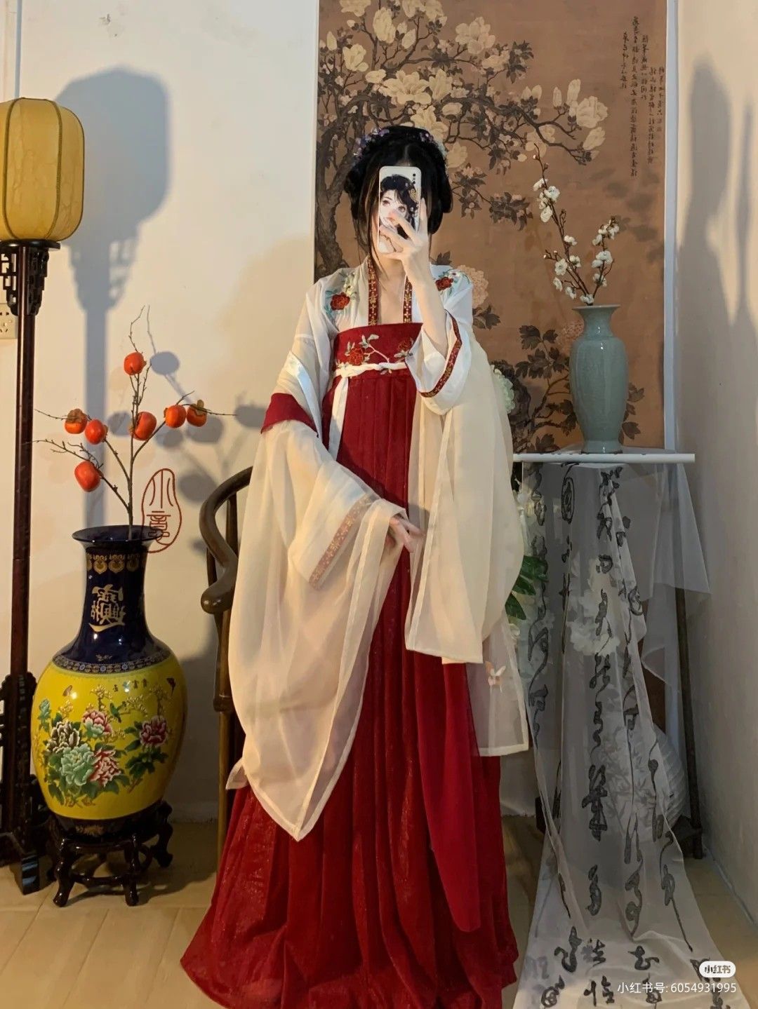 The All-Opening Placket and Buttoned Cheongsam:A Traditional Chinese Elegance The All-Opening Placket and Buttoned Cheongsam:A Traditional Chinese Elegance