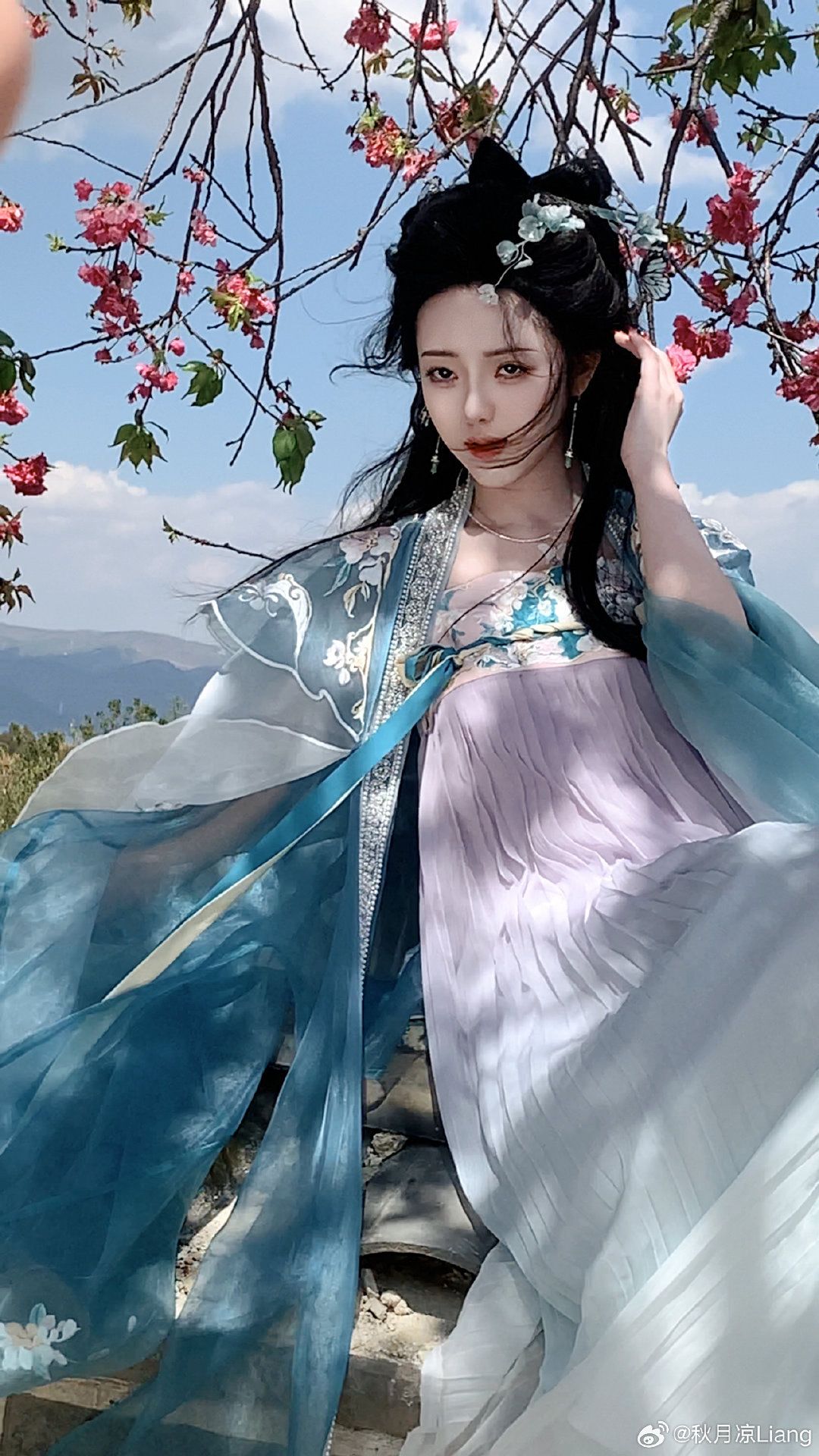 Winter Ming Dynasty Hanfu Fashion:A Complete Set Winter Ming Dynasty Hanfu Fashion:A Complete Set