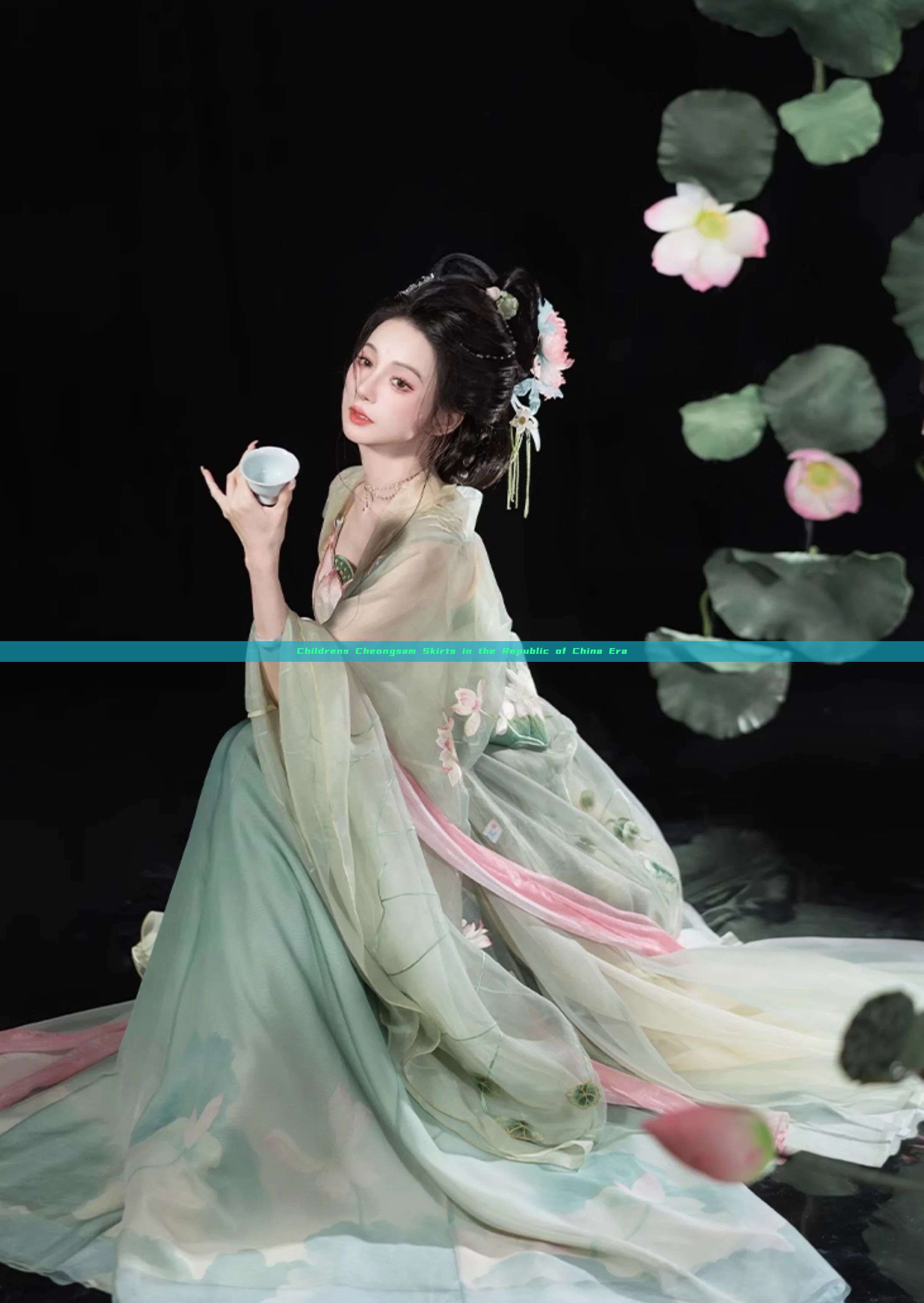 Childrens Cheongsam Skirts in the Republic of China Era Childrens Cheongsam Skirts in the Republic of China Era