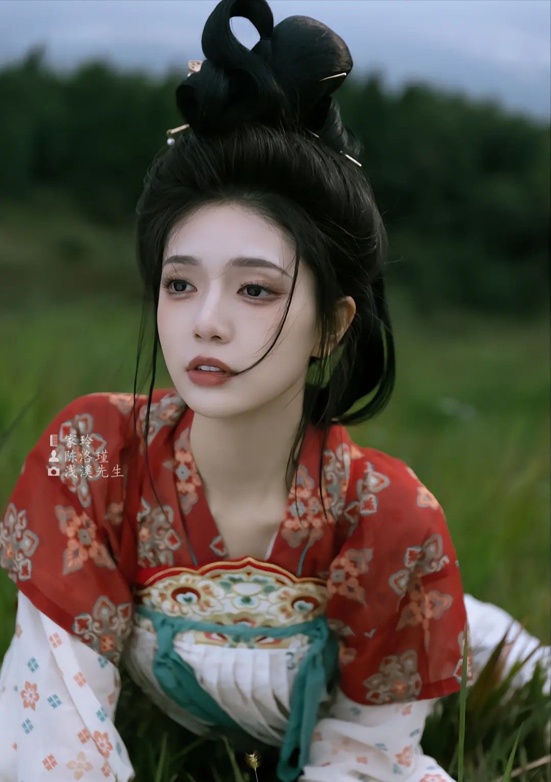 Short Yellow Cheongsam:A Glimpse into Traditional Elegance Short Yellow Cheongsam:A Glimpse into Traditional Elegance