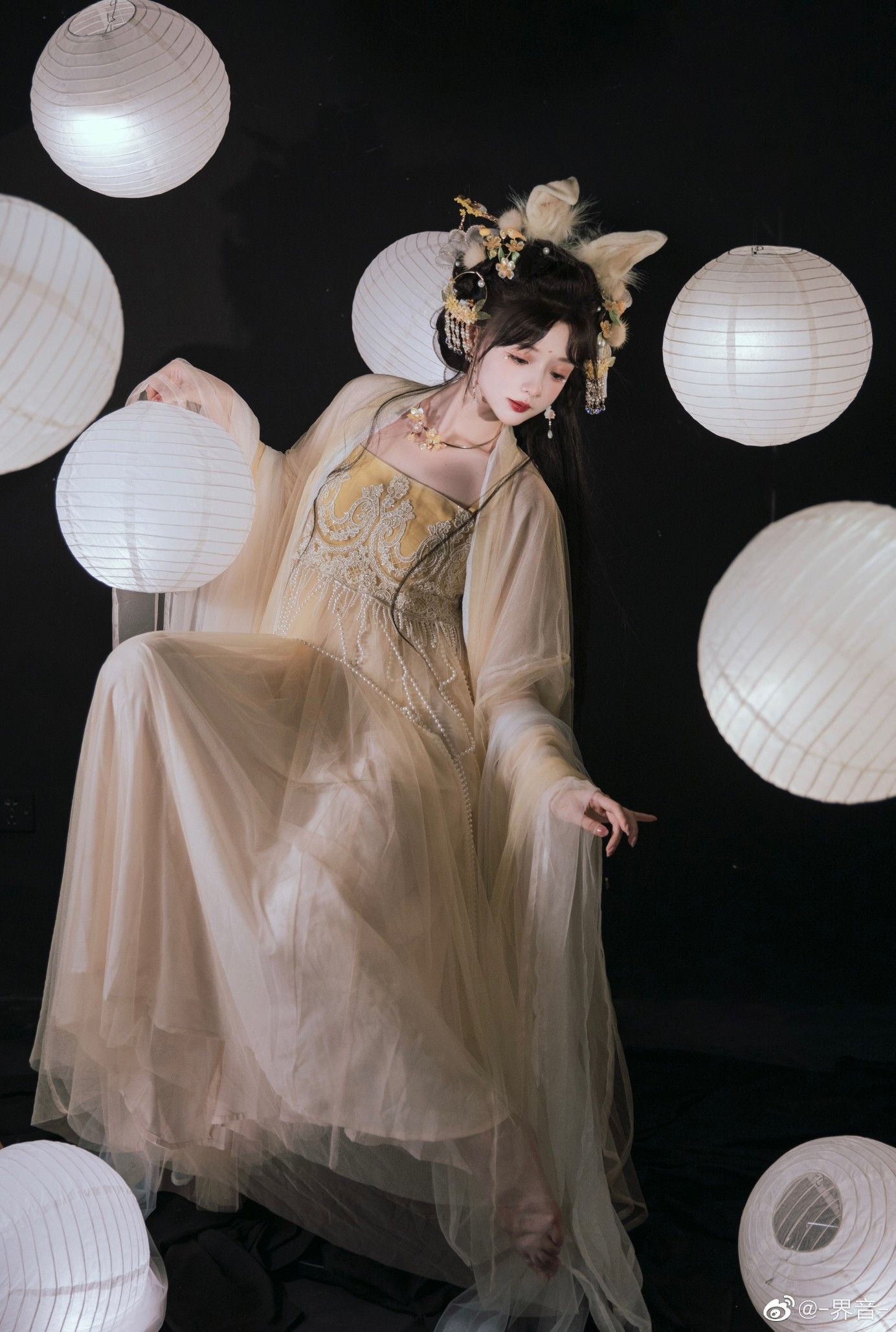 Elegant Summer Wedding with a Mamen Qun Skirt Elegant Summer Wedding with a Mamen Qun Skirt