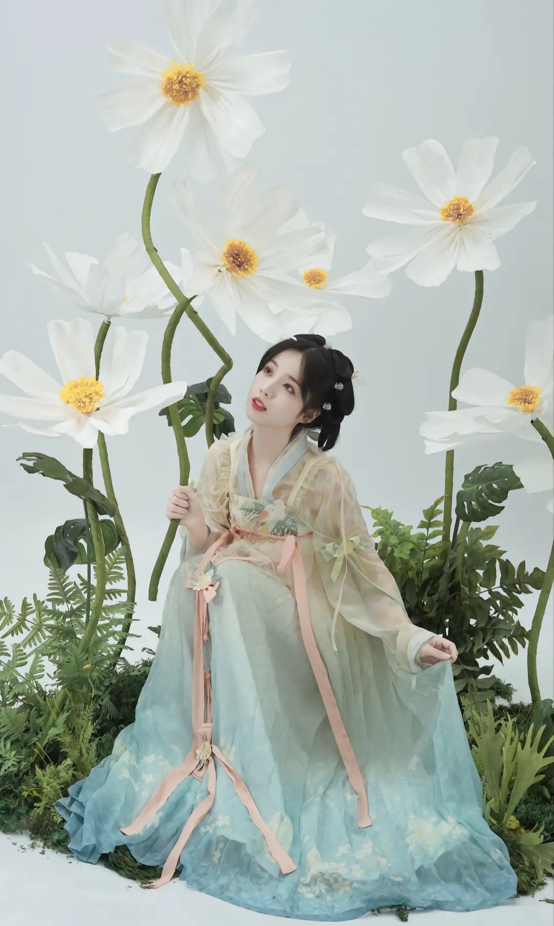 Red Cheongsam for a Petite Lady Red Cheongsam for a Petite Lady